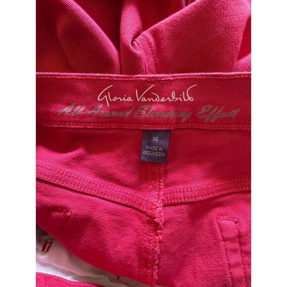 Gloria Vanderbilt Amanda Fuchsia Crop Jeans 16 - Picture 6 of 10